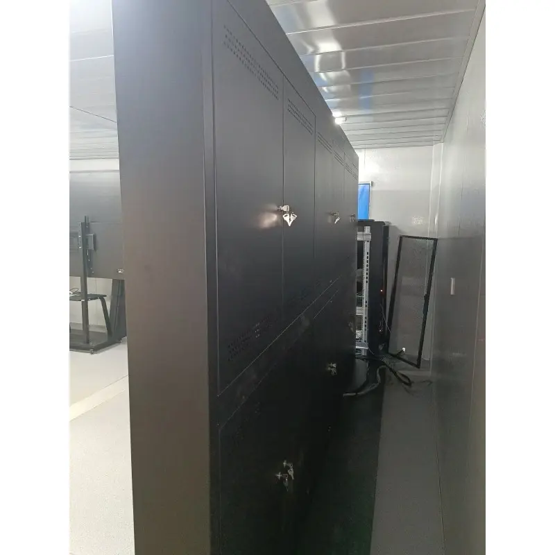 Jak může LED elektronický stojan na podlahu s přístupovými dvířky zlepšit instalaci velkého displeje